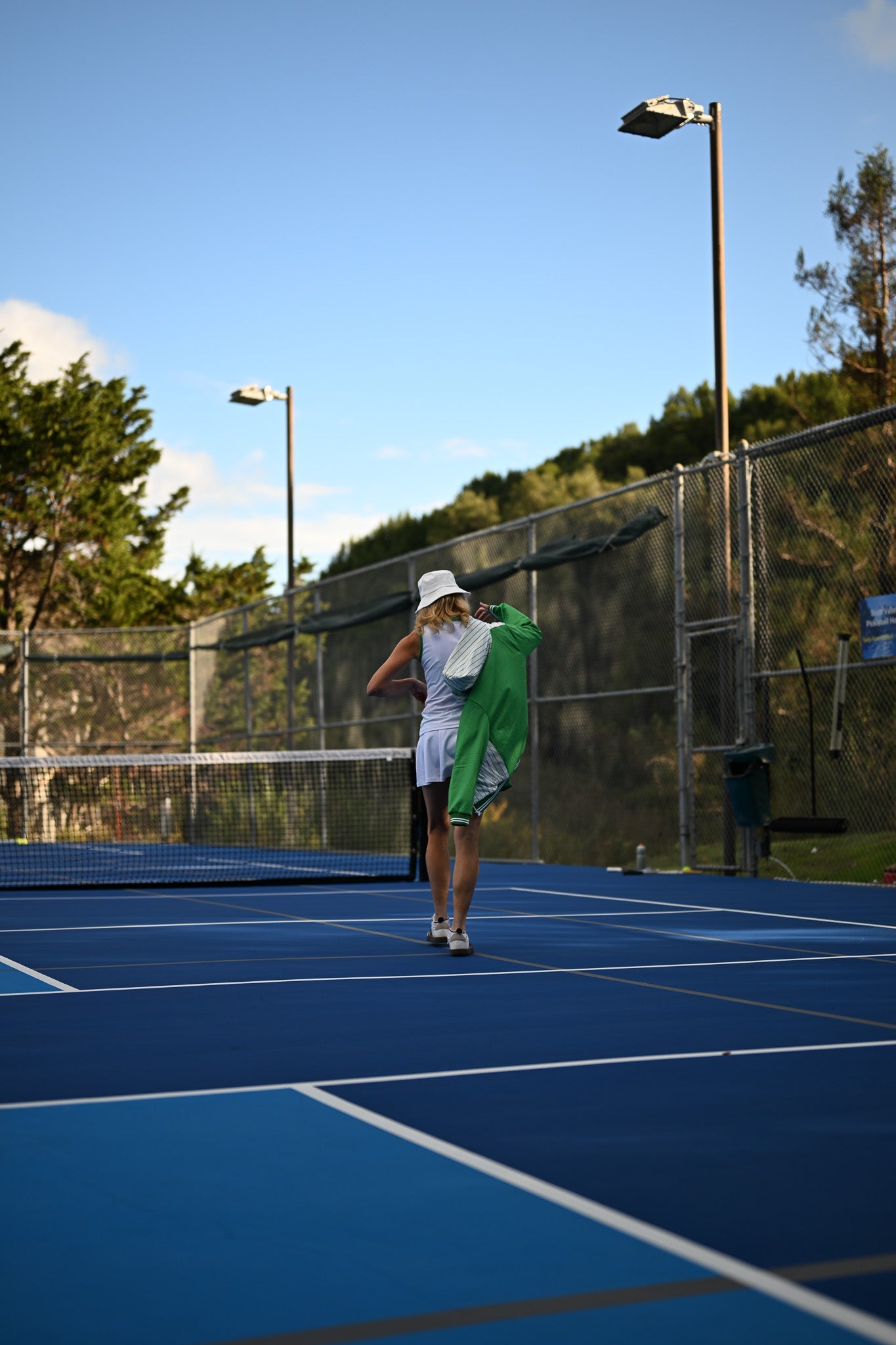 THE MOUNT TAM JACKET – WOMEN’S PERFORMANCE ATHLETIC JACKET FOR TENNIS, GOLF & EVERYDAY WEAR