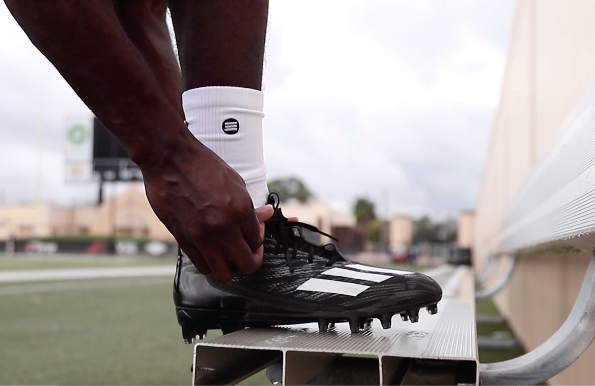 Cloud Tech Performance Socks - White - NurturePathWellness